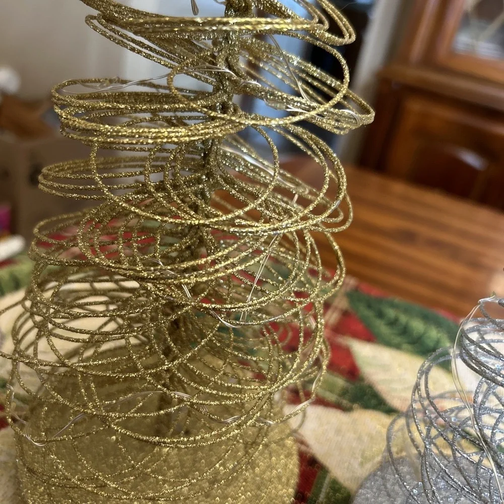 Lot 2 Silver & Gold Lighted Glitter Trees Holiday Winter Timer Battery‎